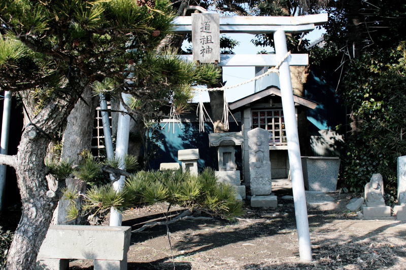 三峯神社の道祖神
